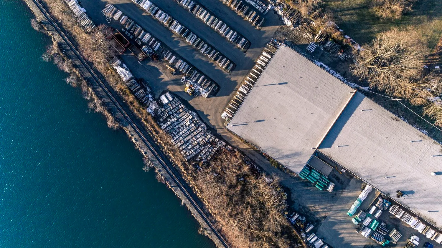 Aerial photograph of an industrial railroad, 2017